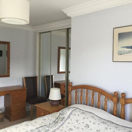 Pamela'S Apartment Эдинбург Экстерьер фото